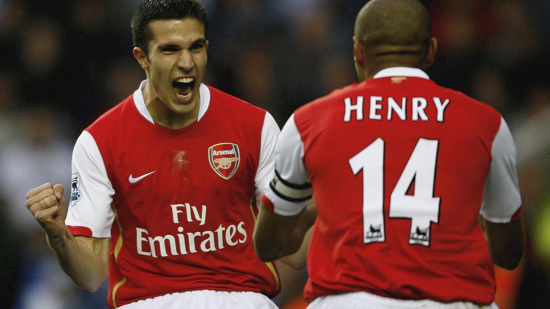 卡福盛赞阿诺德,皇马若签他将是完美拼图,风格神似卡瓦哈尔