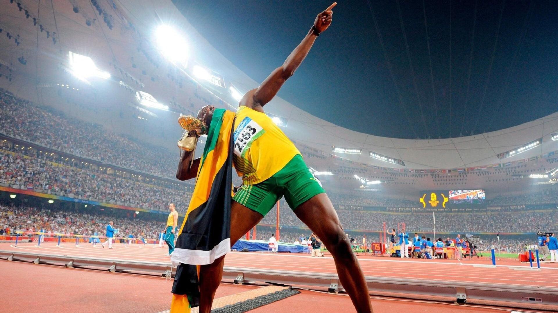 法比奥社媒庆祝赢河南，比赛不轻松，但最重要是3分，再接再厉！