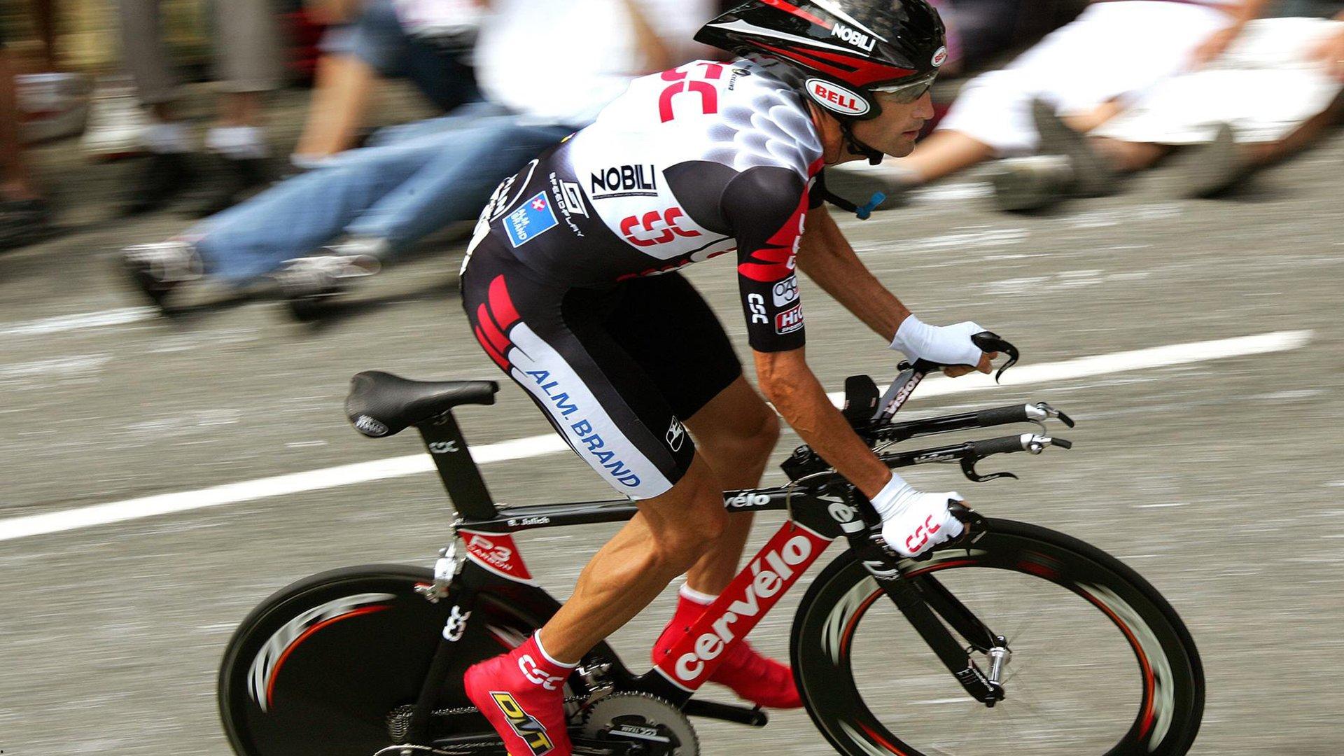 利物浦引援风波，维尔茨加盟引发非本土球员超额危机，夏窗离队潮迫在眉睫